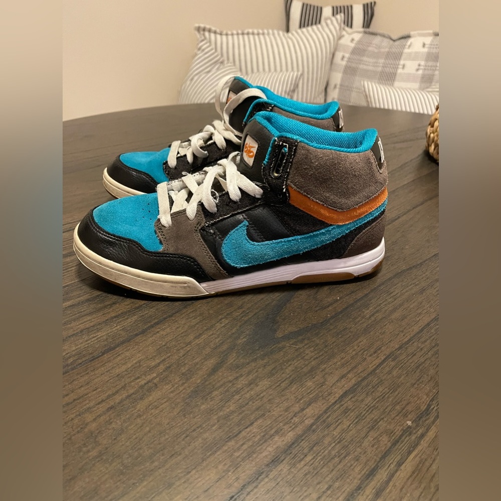 Nike 6.0 SB size 8 men’s